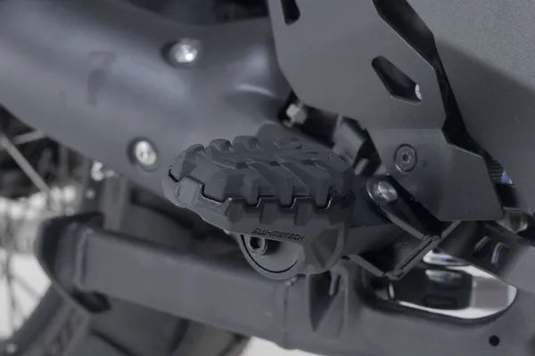 Triumph Scrambler 1200 XC [2021-2024] - EVO Fußrasten-Satz – Bild 3