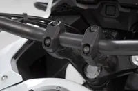 Triumph Tiger Sport 1050 [2020] - styrforhøjer til Ø 28 mm styr, 30 mm, version EH000392410020B - billede 6
