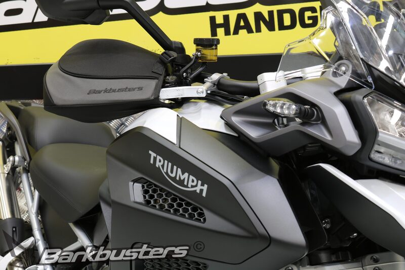 Triumph Tiger 1200 Gt Explorer [BARKBUSTERS] - Hardwaresæt topunktsbeslag - TRIUMPH Tiger 1200 GT