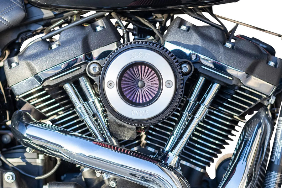 Harley-Davidson FLRT 1868 Freewheeler 114 [2022-2023] - Air Stinger Stealth Luftfiltersatz – Oberfläche: Schwarz, Verchromt – Bild 2