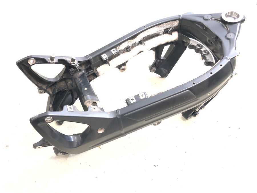BMW F 800 ST [2006] - Ramme med papirulykke - fri