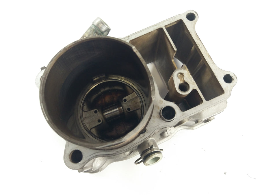 Honda XRV Africa Twin 750 RD07 [1997] - Cylinder med stempel