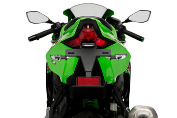KAWASAKI ZX-4R/ZX-4RR [2024] - Nummerpladeholder | Sort | PUIG 21836N
