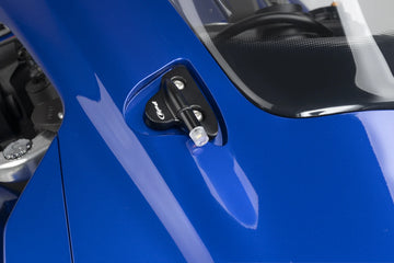 YAMAHA YZF-R1M [2025] – Bakspejlkapper med faneindikatorsæt – Sort - 0