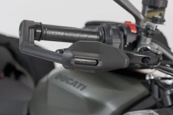 Daytona 660 [SW-MOTECH] – håndtagsskærme med vindbeskyttelse