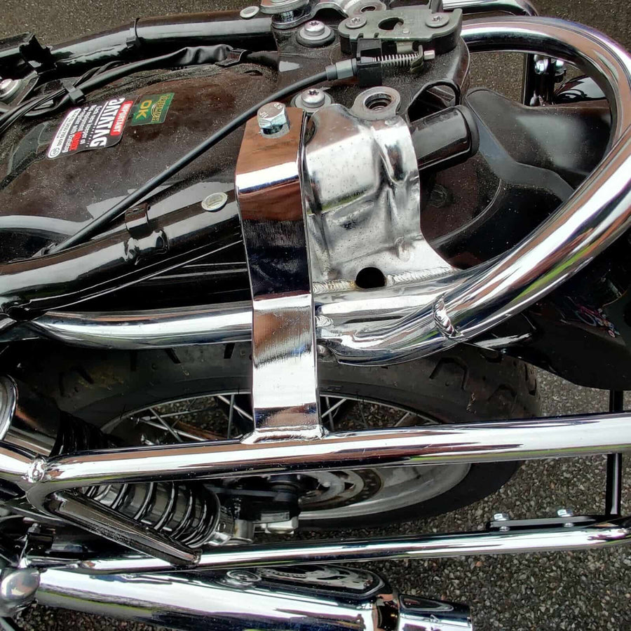 Triumph Street Twin [2016-2022] - Cyfish -bærer skruet fast på