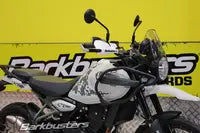 Royal Enfield Guerrilla 450 [BARKBUSTERS] – Monteringssæt – Topunktsmontering