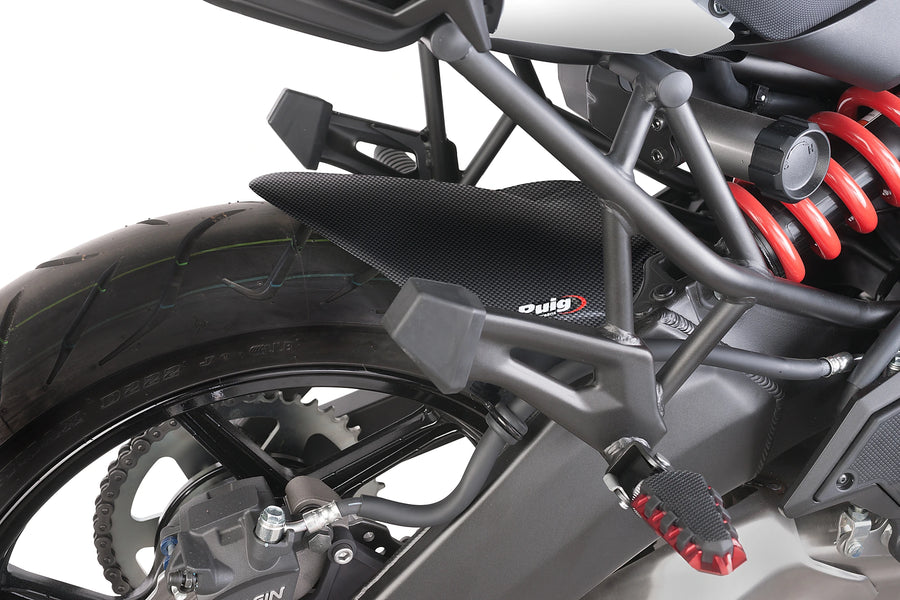 KAWASAKI VERSYS 650 [2025] - Baghjulsafdækning | Carbon look | PUIG 4407C