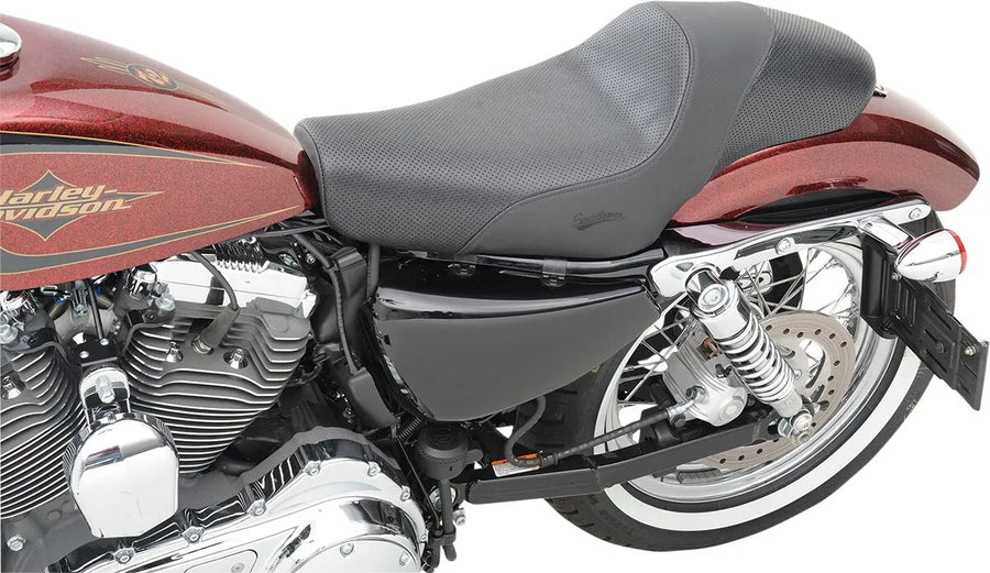 harley davidson sportster 883 iron xl [SADDLEMEN] – Americano 2-Up Cafe bænk