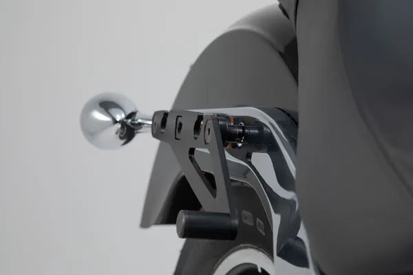 Harley-Davidson Softail Low Rider S [2020–2025] – SLH Seitenträger rechts