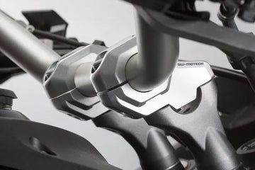 KTM 1290 Super Duke GT [2022-2024] - styromlægning Ø 28 mm, 30 mm høj og 22 mm bagtil, version LEH.00.039.23100/S - billede 2