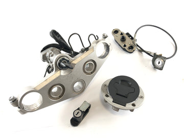 Suzuki DL 1000 V -Strom [2006] - Gabel Bridge øverst med en lås