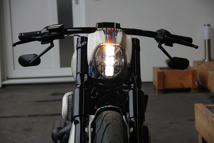 Harley Davidson V-Rod [CULT WERK] – Forlygtebeklædning