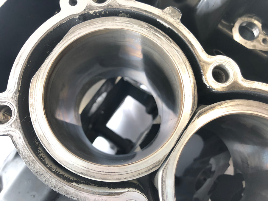 Triumph Street Triple R 675 D67LD [2008] - Motorboliger med stempler