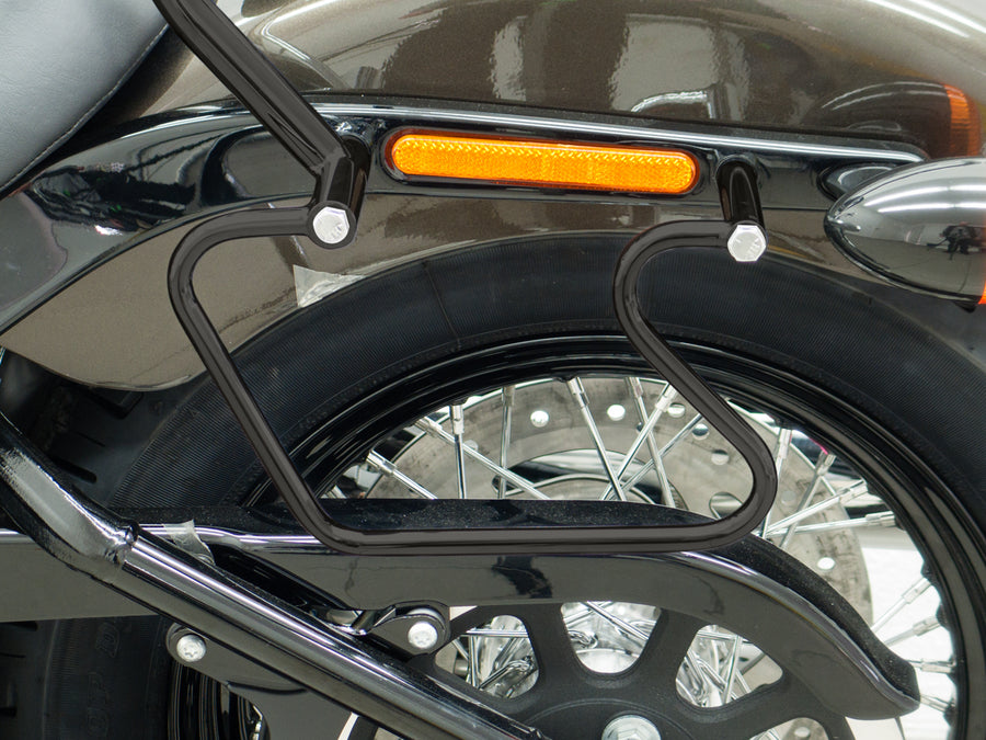 Harley Davidson Softail Street Bob (Milwaukee -ud 107/114) [2018] - Pakningsposer, sort