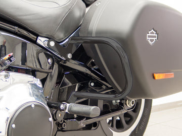 Harley Davidson Softail Sport Glide (Milwaukee -Eight 107/114) [2018] - Bagerste beskyttelsesstænger til kufferter, sort