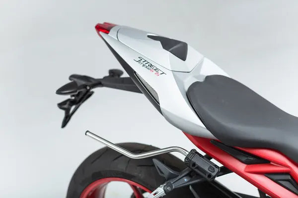 Daytona 675 [SW-MOTECH] – BLAZE afstandsstykker til tasker