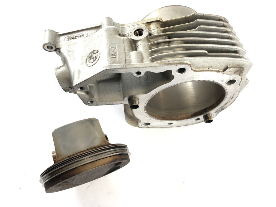 BMW R 1150 GS [2000] - Cylinder med stempler til højre