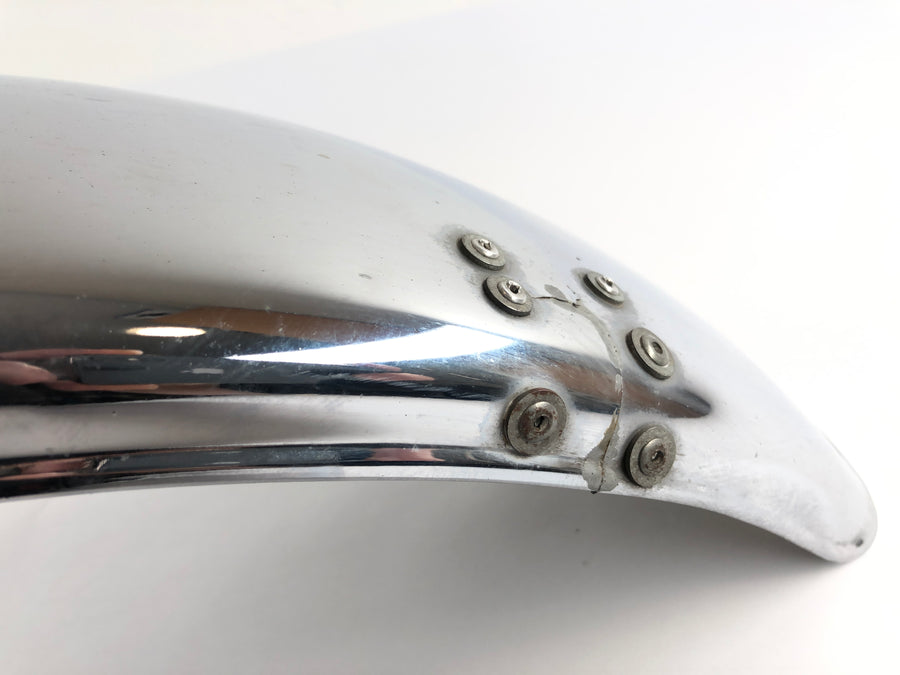 Yamaha XS 650 Type 447 [1975] - Front Fender Foster Sheet foran med Dent og Crack