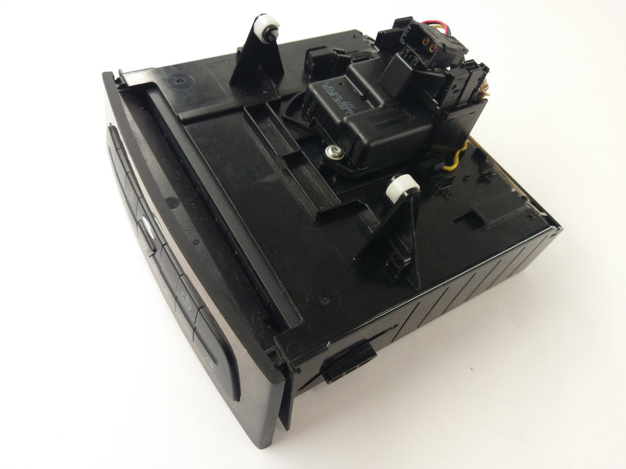 Mercedes Benz E 280 CDI [W211] - CD Player Control Panel Seat Opvarmning