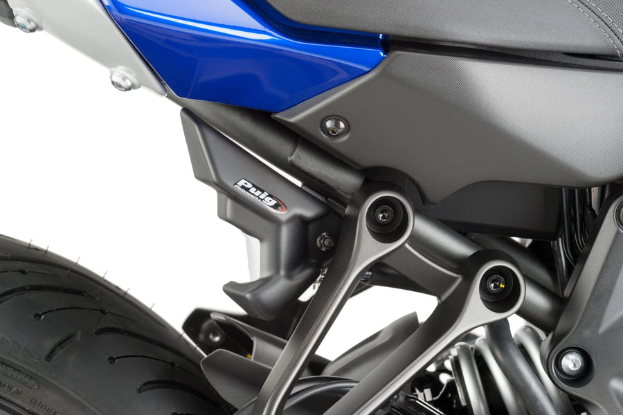 YAMAHA TRACER 7 GT [2025] – Bagbremsebeholderdæksel – Carbon look