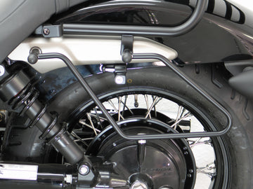Honda Shadow VT 750 C Black Spirit [2010-2011] - Pakningsposebeslag, sort