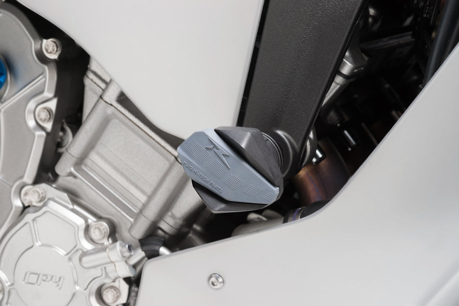 YAMAHA YZF-R1M [2025] – Crash Pads R19 – Sort