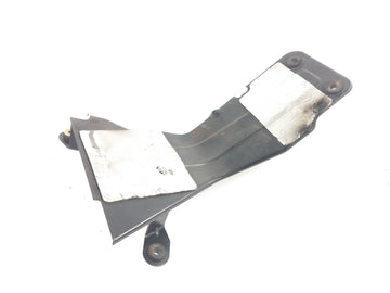 Suzuki Indtruder 1500 VL [2000] - Varmebeskyttelse af den bageste cylinder