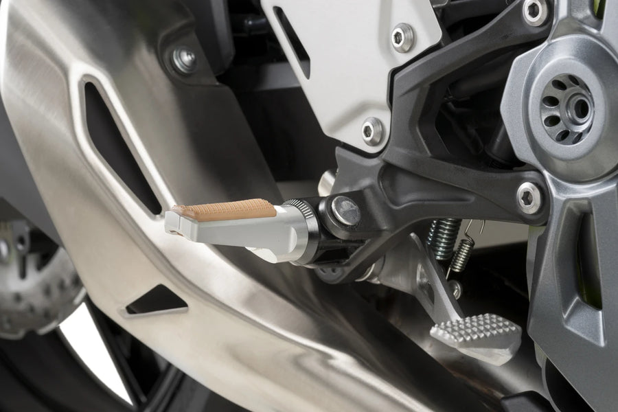 KTM RC 390 [2025] – Vintage fodstøtter – sølv