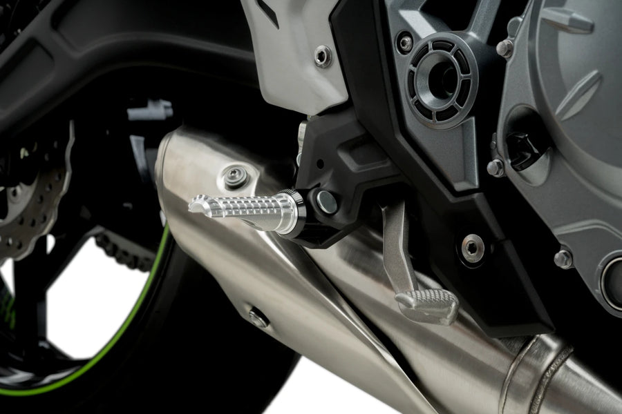 KTM RC 390 [2025] – R-Fighter fodstøtter – titanium