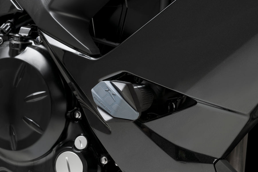 KAWASAKI NINJA 650 [2025] – Crash Pads R19 – Sort