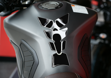 KTM RC 390 [2025] – Scream Tank Protector – Sort
