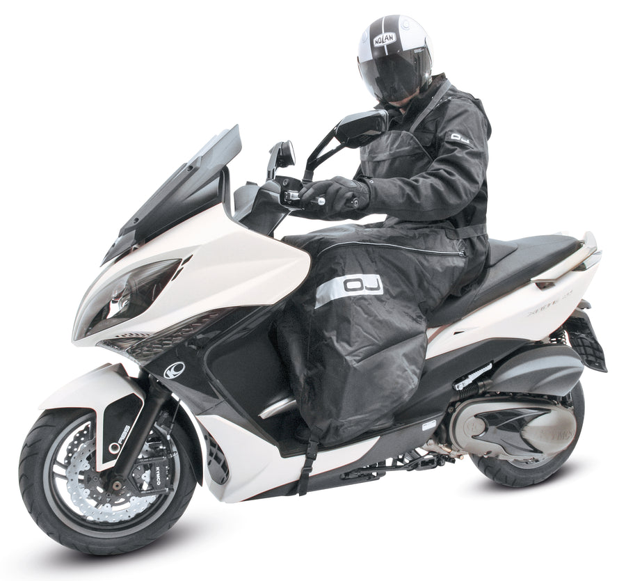 UNIVERSAL UNIVERSAL UNIVERSAL – Maxi scooter benbetræk – Sort