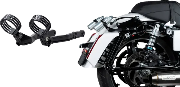 Harley-Davidson FLTRXSTSE 1977 Road Glide ST CVO 121 [2025] - REVO ARC Billet Remote Reservoir Außenhalterungen – Bild 6
