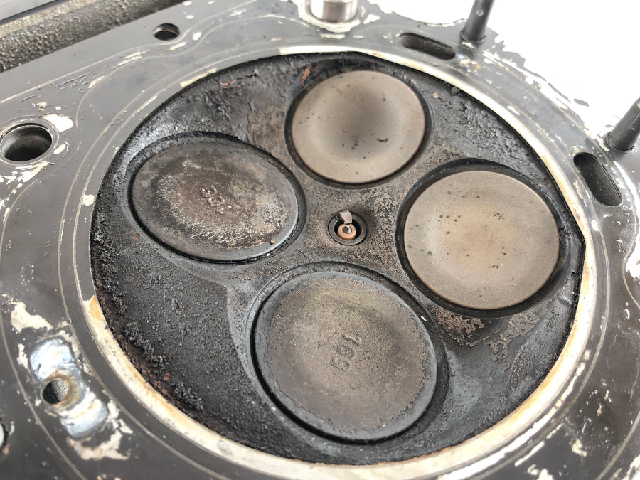 Suzuki DL 1000 V -Strom [2006] - Cylinderhovedcylinder bagpå