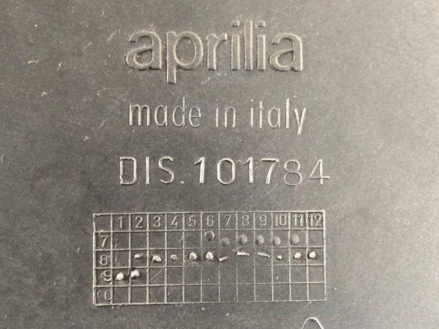 Aprilia Mille RSV 1000 ME [1999] - Beklædning af venstre ramme beklædning