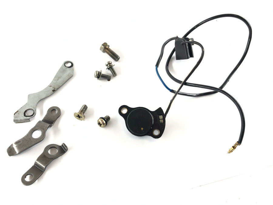 Suzuki DR 600 SN41A [1986] - Neutrale switches Idle Sensor
