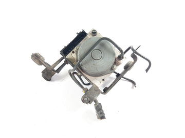 Honda XL 700 VA RD13 Transalp [2008] - ABS Pump Print Regulator Hydroaggregat