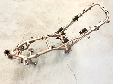 Moto Guzzi Stelvio 1200 8v [2011] - Frame med papirulykke - fri