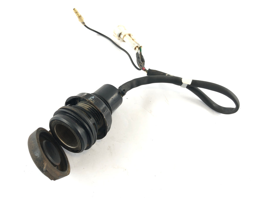 Yamaha Grizzly 660 AM03W [2003] - Opladningsstik 12 Volt Socket