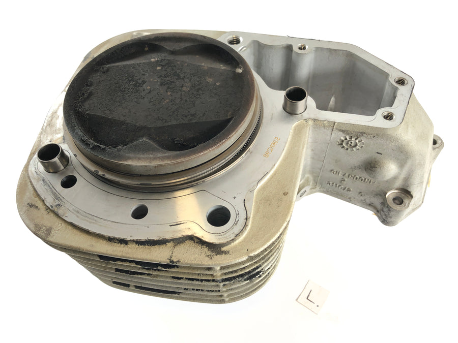 BMW R 1100 R Type 259 [1999] - Cylinder med stempler til venstre