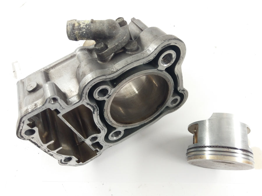 Honda Africa Twin XRV 650 RD03 [1989] - Cylinder med stempel