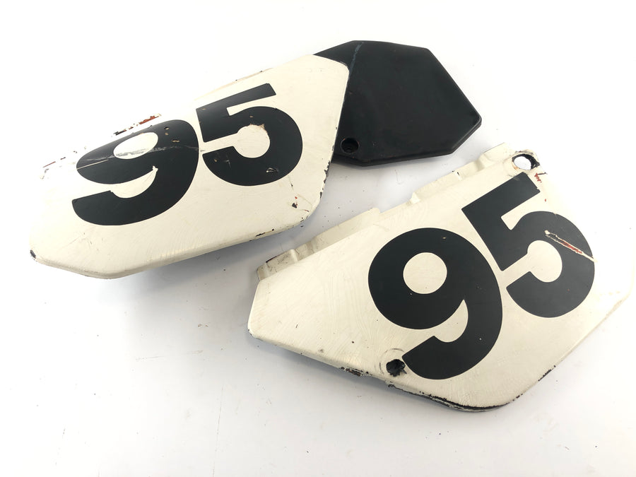 Yamaha DT 125 4BL [1997] - Bageste trim side dele til venstre og højre