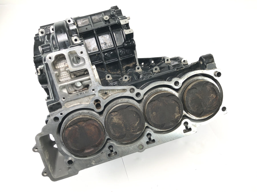 BMW K 1300 GT [2010] - Motorblok krumtaphus med stempelcylinderhus