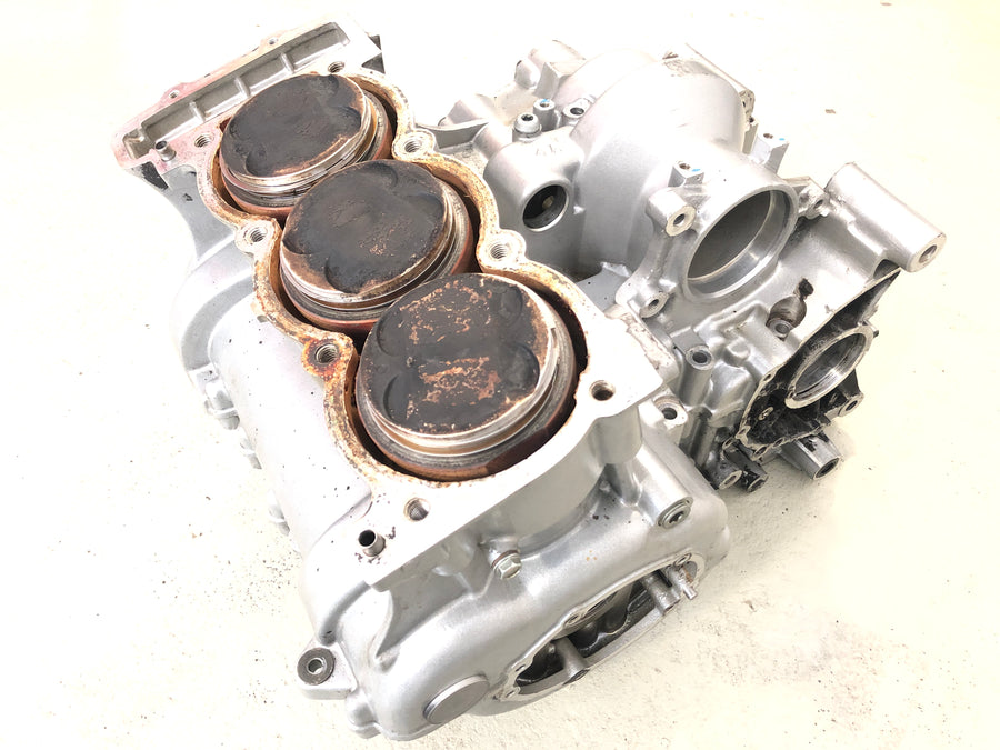 Triumph Sprint 955i RS T695 [2001] - Motor Block Fuselage Engine med stempel