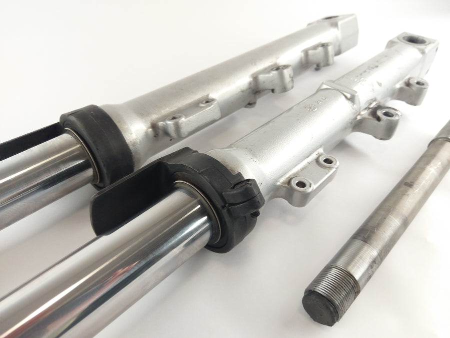 Triumph Sprint 955i RS T695 [2000] - Fork Telegabel med akse