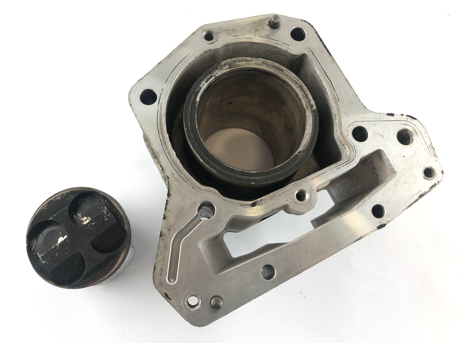BMW C1 125 [2001] - Cylinder med stempler