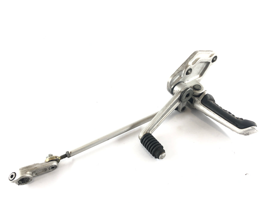 Ducati Paso 750 [1990] - Driver's Footran til venstre med skiftepedal og ramme