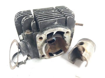 Yamaha Rd 250 350 - Type 351 352 - Cylinder med stempler - 0