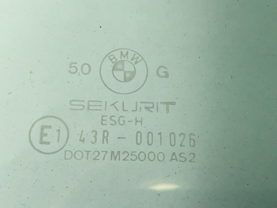 BMW M 535i E28 [1986] - Sidevindue bagpå til venstre